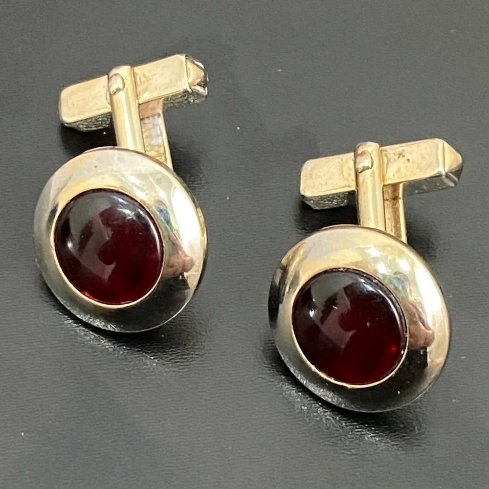 Vintage SWANK Ruby Red Stone Cabochon Gold-tone Cufflinks 8g